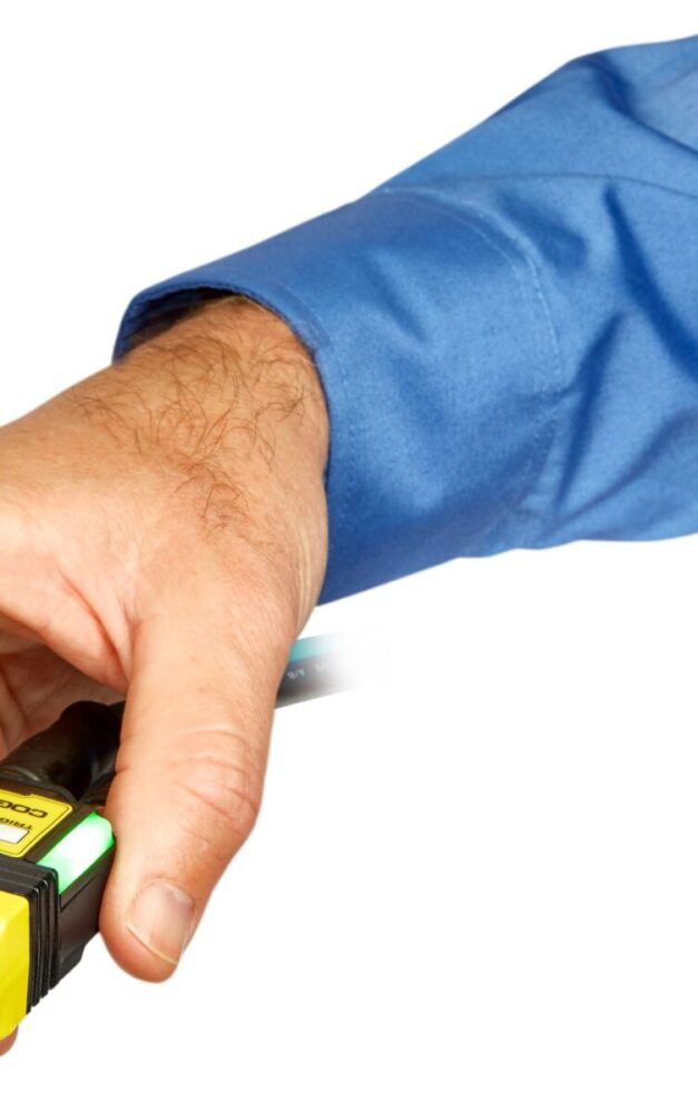 Cognex presents premium decoding technology in a new compact barcode reader