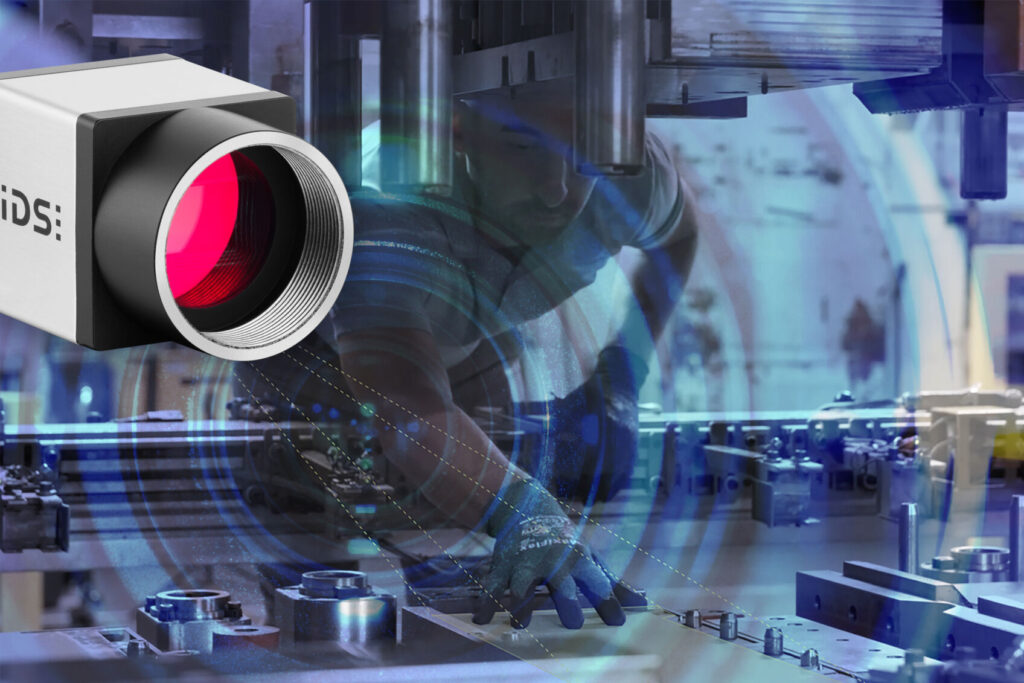 Intelligent, camera-based tool protection in stamping and forming ...