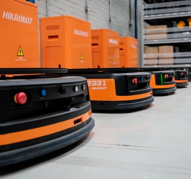 Robot in the (ware)house