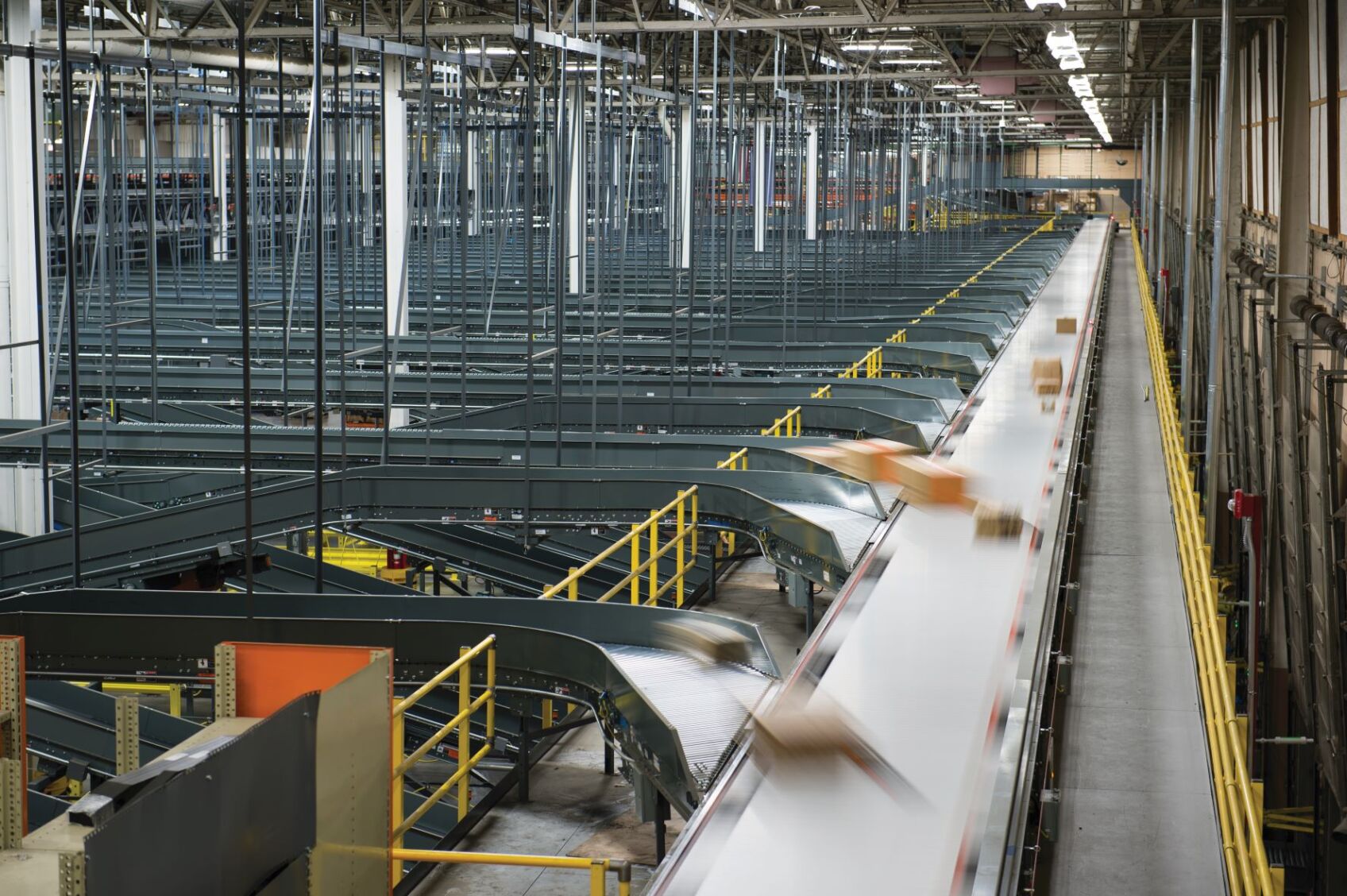 The six trends shaping warehouse automation into 2023