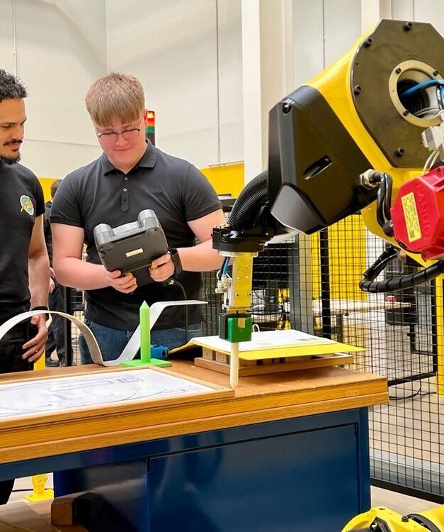 FANUC outreach inspires the next generation of robotics engineers