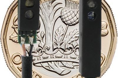 Contrinex’s MiniDist Brut photoelectric module stop robot collision