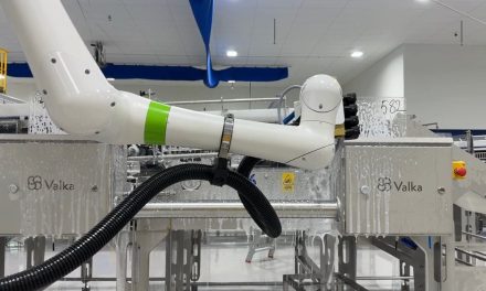 FANUC collaborative robot sparkles in new food factory cleaning solution