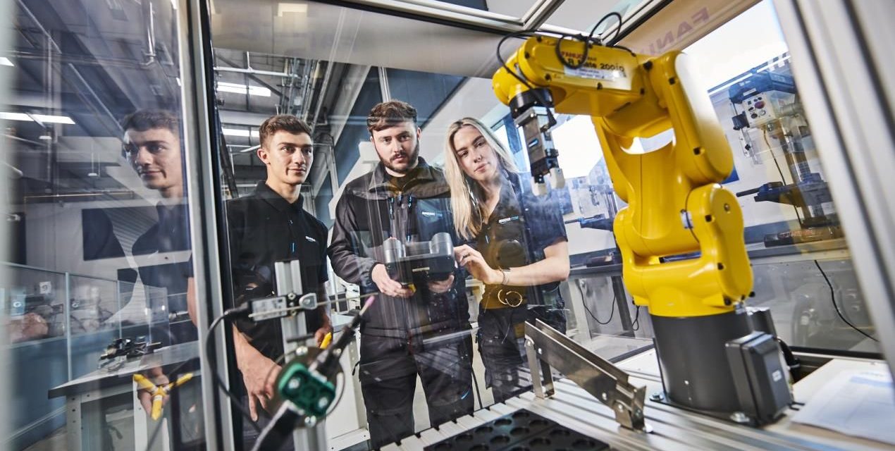 Technology adoption hubs and the future of UK manufacturing