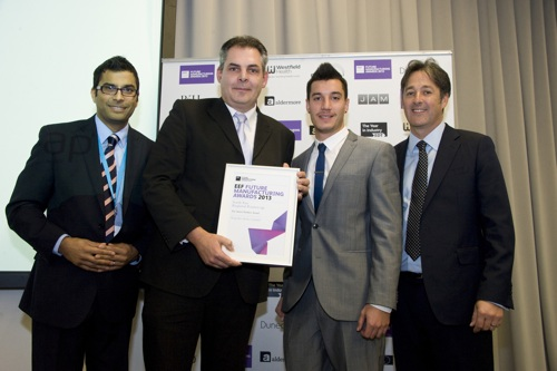 pacepacker receiving their smart product awardfrom eef region director jim davison